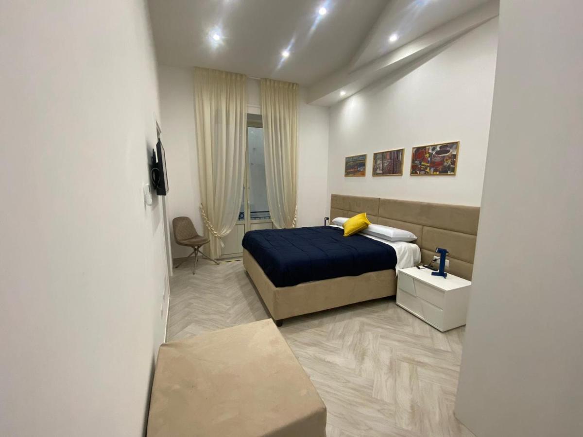 Flo' Hotel Napoli Ngoại thất bức ảnh