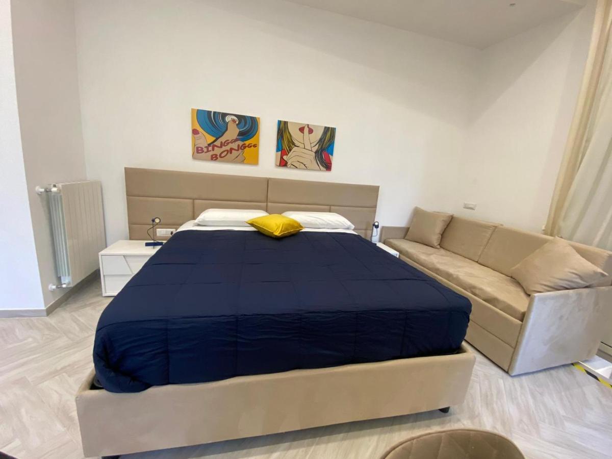 Flo' Hotel Napoli Ngoại thất bức ảnh