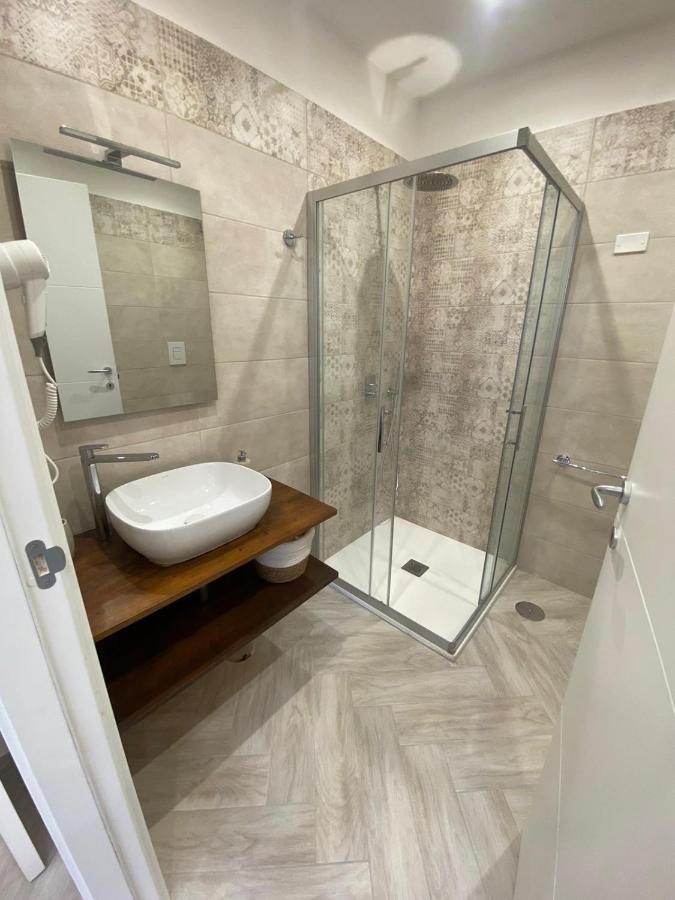Flo' Hotel Napoli Ngoại thất bức ảnh