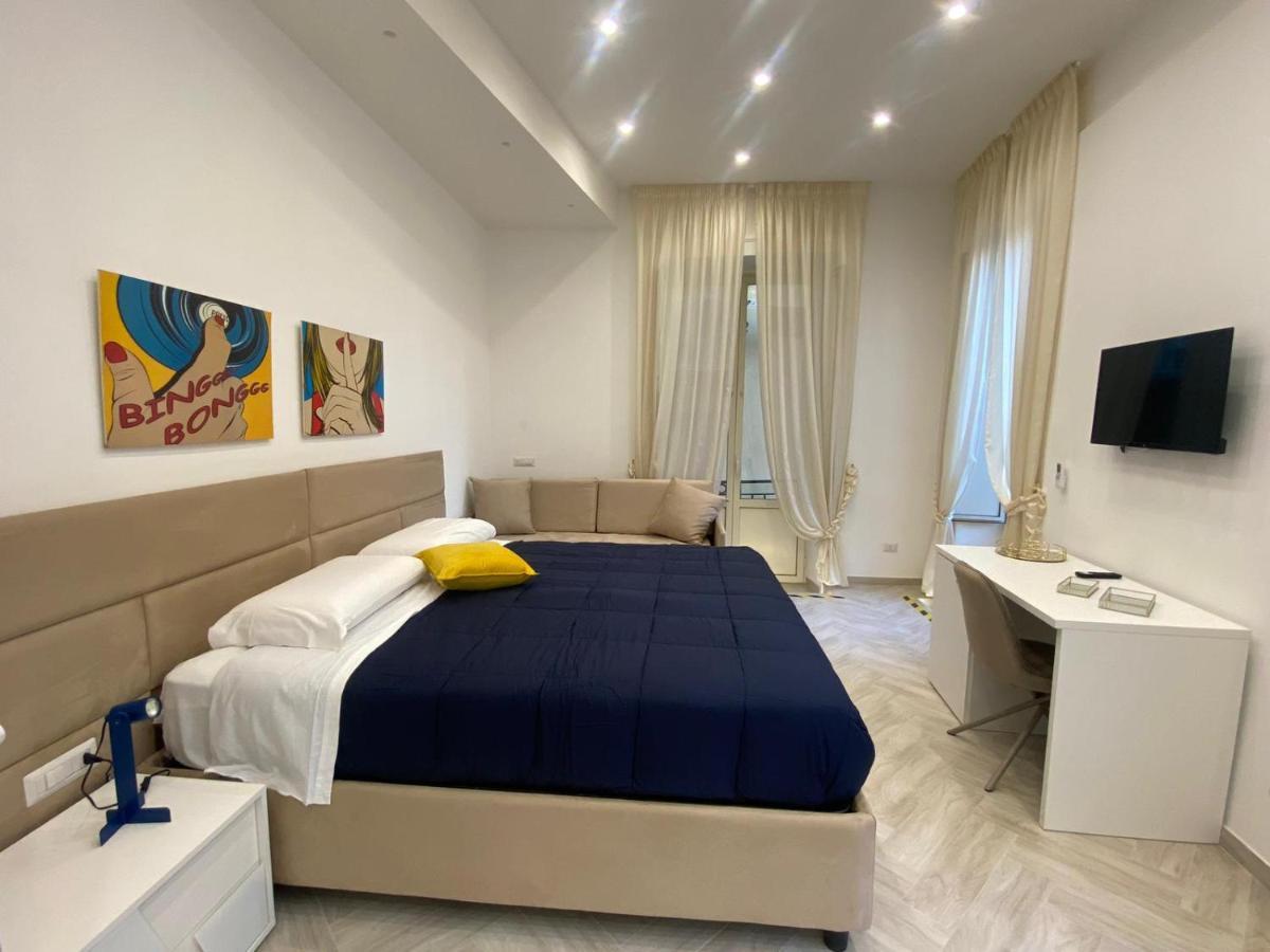 Flo' Hotel Napoli Ngoại thất bức ảnh