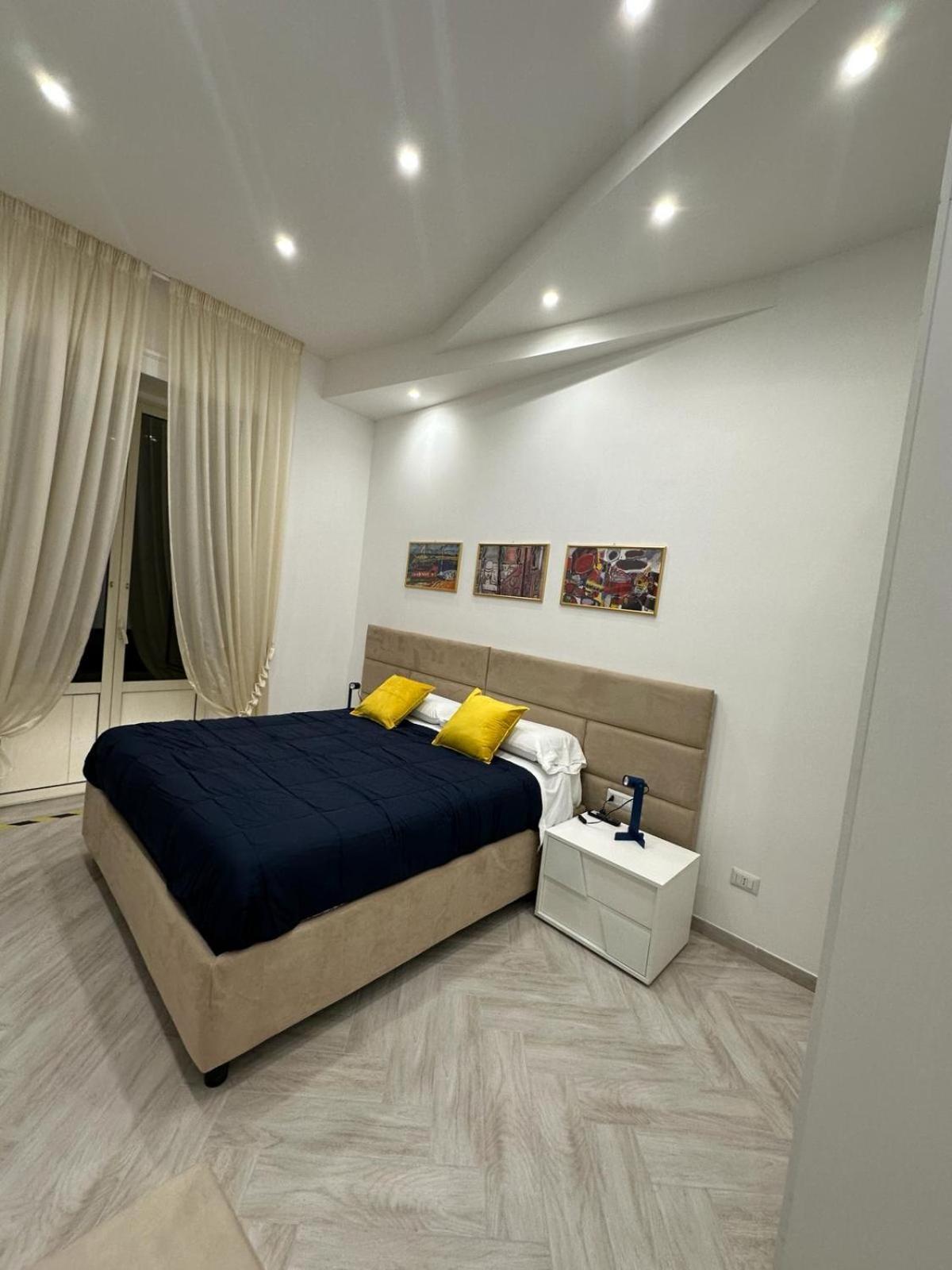 Flo' Hotel Napoli Ngoại thất bức ảnh