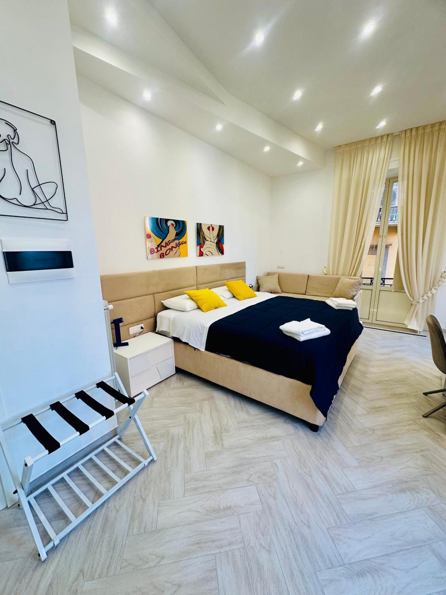 Flo' Hotel Napoli Ngoại thất bức ảnh