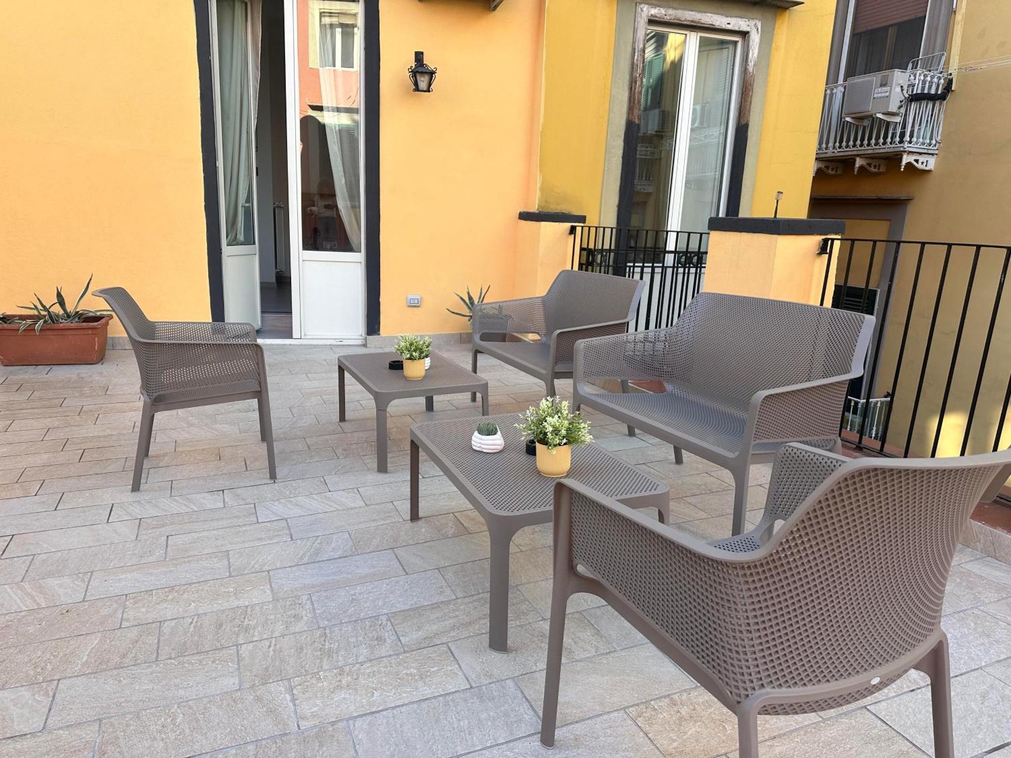 Flo' Hotel Napoli Ngoại thất bức ảnh