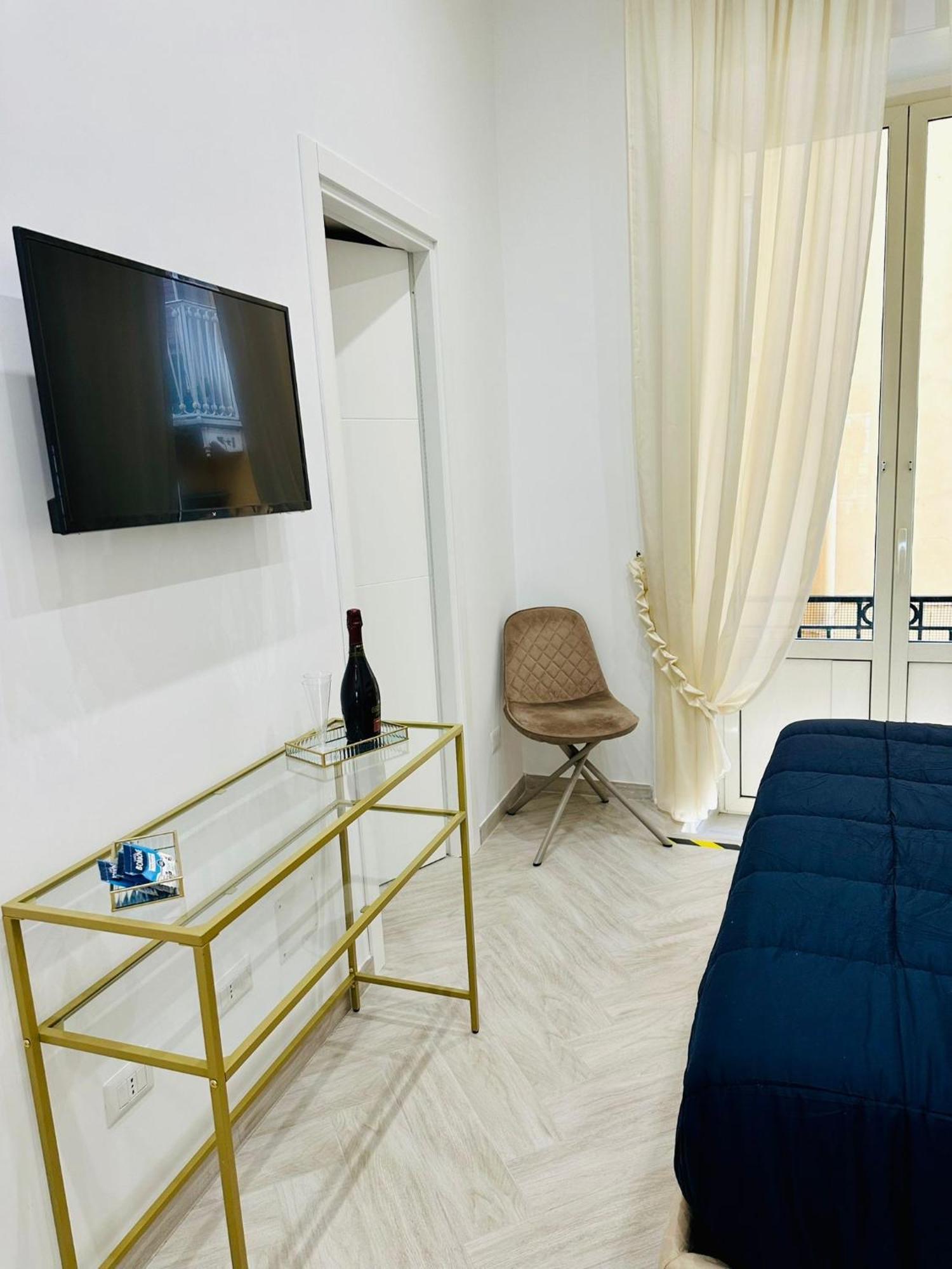 Flo' Hotel Napoli Ngoại thất bức ảnh